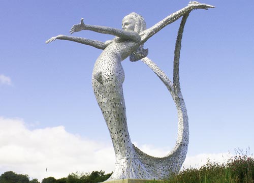 Arria - Sculpture overlooking the M80 at Cumbernauld