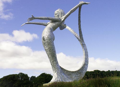 Arria - Sculpture overlooking the M80 at Cumbernauld